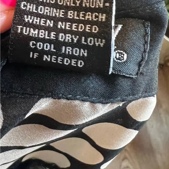 Y2k Wet Seal Womens Blouse Sheer 🖤Polka Dot Black Cream Size XL🖤 - Picture 5 of 5